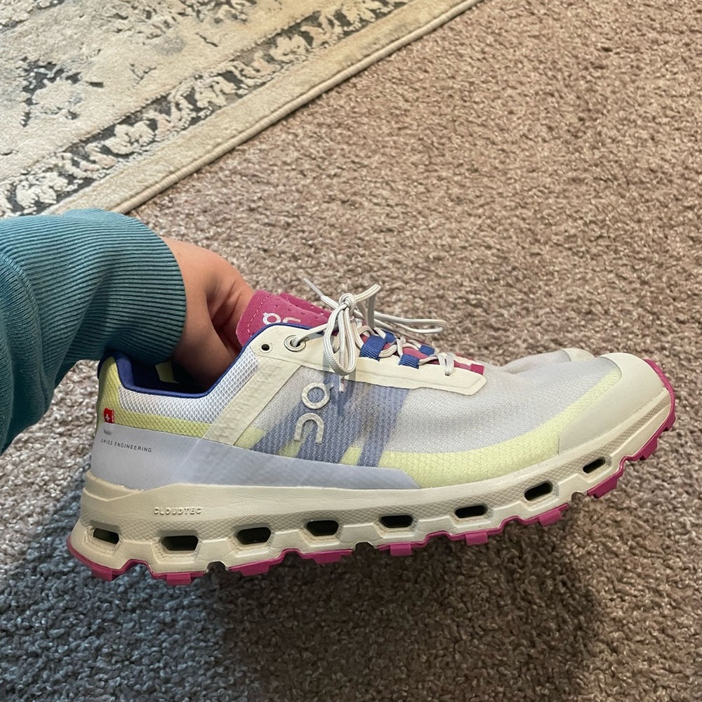 On Cloudvista Sneakers